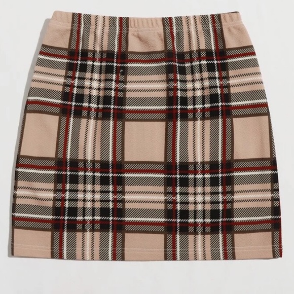SHEIN Tartan Mini Bodycon Skirt - Picture 2 of 6